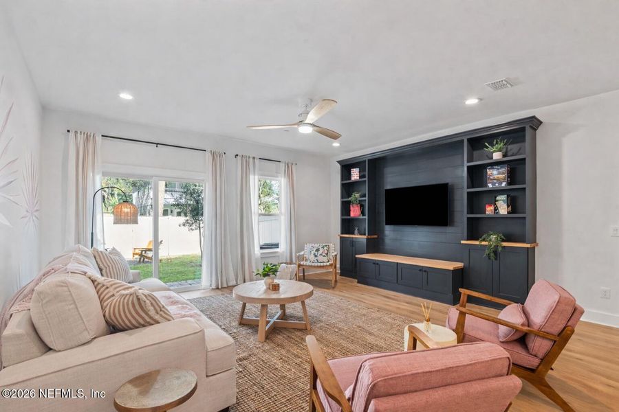 Image 31 of a home in . Image 31 of a home in .