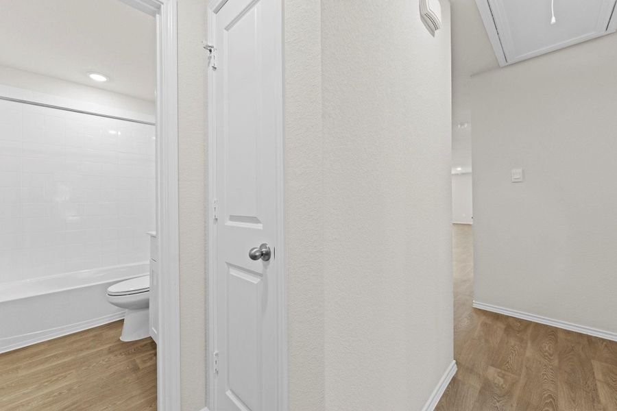 Spacious, unfurnished interior of a new home in Ladera, Luling (Image 15). Spacious, unfurnished interior of a new home in Ladera, Luling (Image 15).