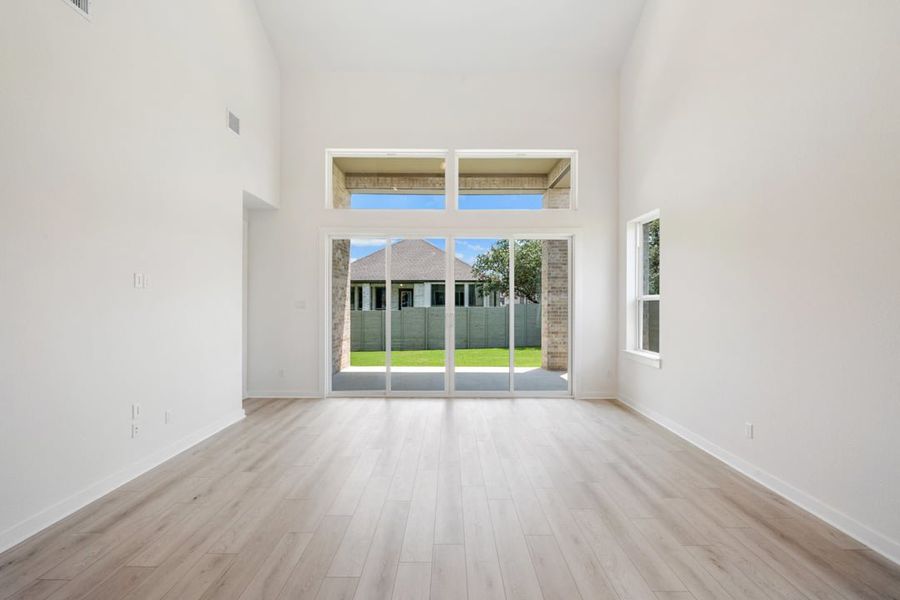 Spacious, unfurnished interior of a new home in Arbor Collection At Wolf Ranch, Georgetown (Image 27).