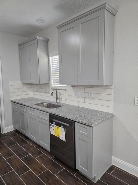 Furnished interior view inside a new home in , Baytown (Image 6).
