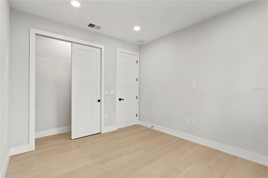 Spacious, unfurnished interior of a new home in , Orlando (Image 28). Spacious, unfurnished interior of a new home in , Orlando (Image 28).