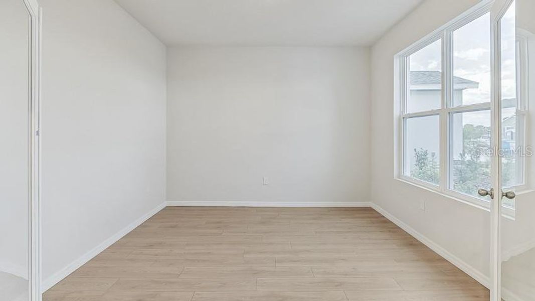 Spacious, unfurnished interior of a new home in Legacy Preserve, Parrish (Image 11).
