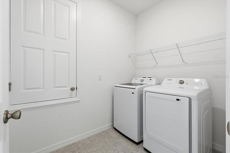 Furnished interior view inside a new home in Tarpon Bay, Haines City (Image 10).