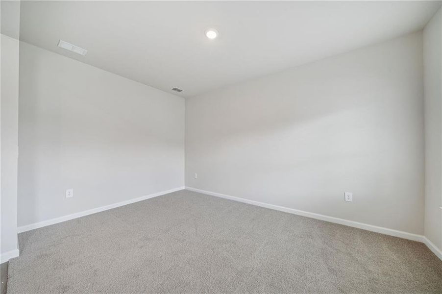 Spacious, unfurnished interior of a new home in Parkside at Grayson, Grayson (Image 17).