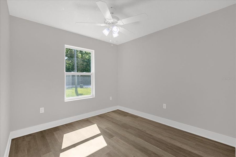 Spacious, unfurnished interior of a new home in , Dunnellon (Image 15).