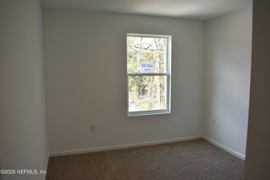 Spacious, unfurnished interior of a new home in Irongate Villas, Jacksonville (Image 24).