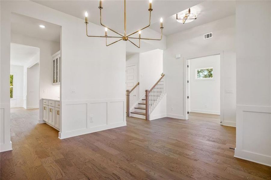 Spacious, unfurnished interior of a new home in Long Hollow Landing, Gainesville (Image 38).