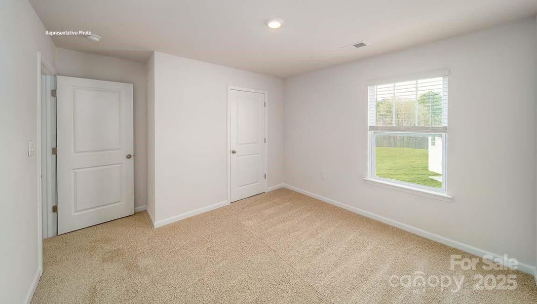 Spacious, unfurnished interior of a new home in Wallace Springs, Statesville (Image 24).