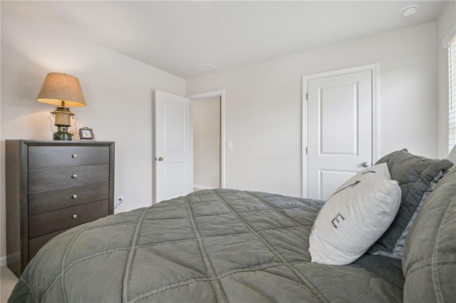 Furnished interior view inside a new home in Northwoods at Mirror Lake, Villa Rica (Image 45). Furnished interior view inside a new home in Northwoods at Mirror Lake, Villa Rica (Image 45).