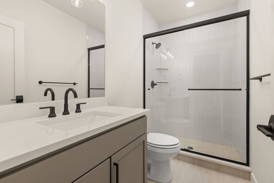 1818 Windfall - Full Bathroom 1818 Windfall - Full Bathroom