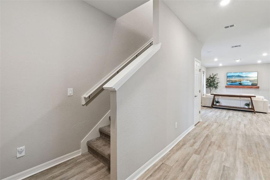 Spacious, unfurnished interior of a new home in , St. Cloud (Image 21).