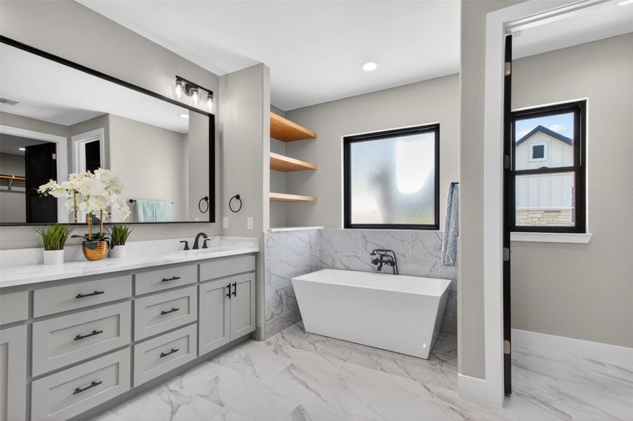 Furnished interior view inside a new home in , Kingsland (Image 30).