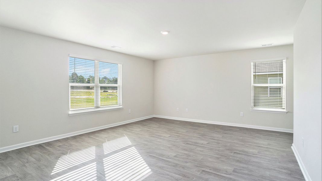 Spacious, unfurnished interior of a new home in Dove Crossing, Conway (Image 15).