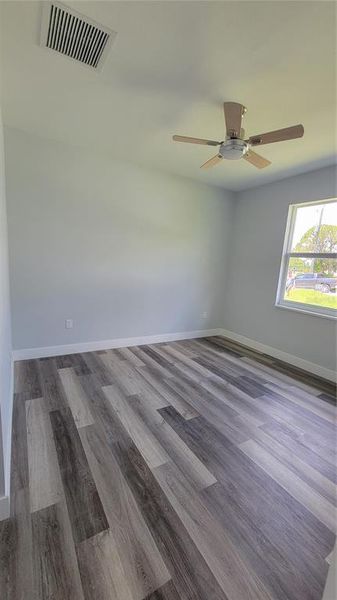 Spacious, unfurnished interior of a new home in , Punta Gorda (Image 12).