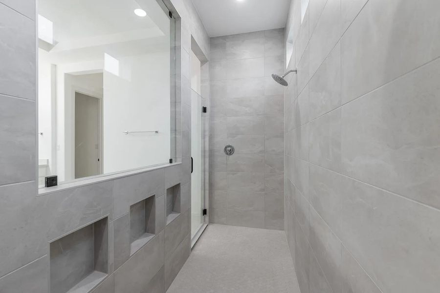 The Grantley primary bath