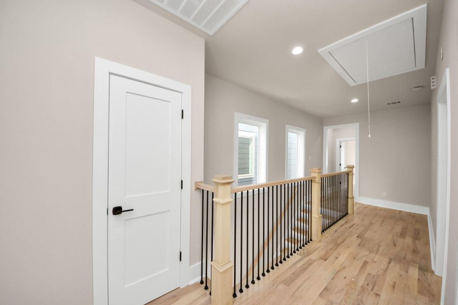 Spacious, unfurnished interior of a new home in , Houston (Image 42).