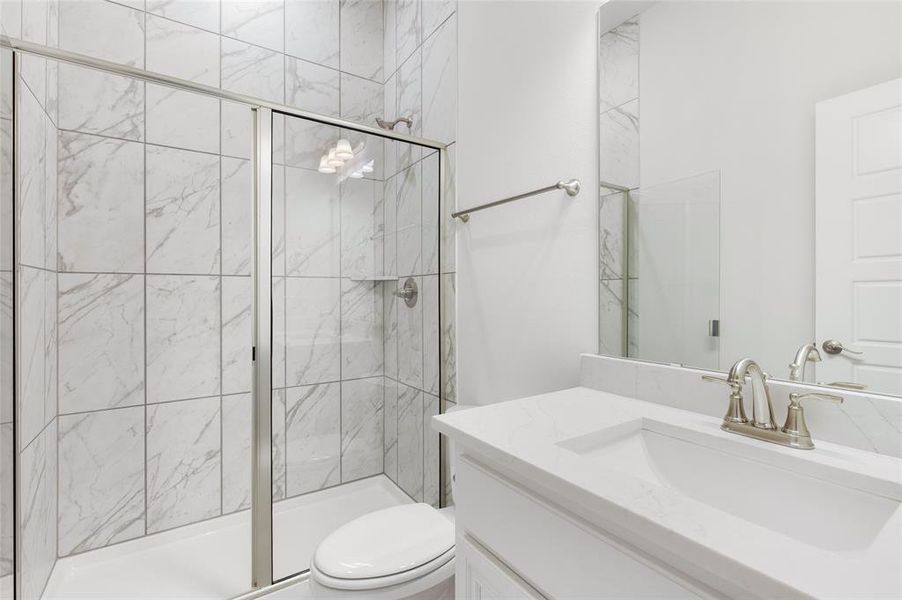 Furnished interior view inside a new home in Creekview Meadows, Pilot Point (Image 9).