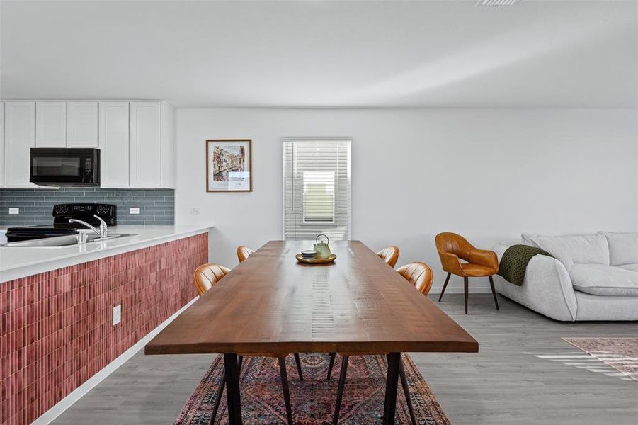 Furnished interior view inside a new home in , Princeton (Image 14).