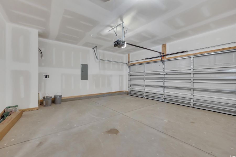 Spacious, unfurnished interior of a new home in Beach Gardens, Conway (Image 23). Spacious, unfurnished interior of a new home in Beach Gardens, Conway (Image 23).