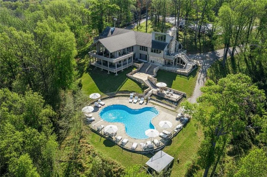 Community amenities in , Jasper (Image 4). Community amenities in , Jasper (Image 4).