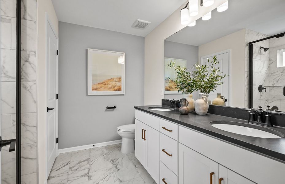 Representative furnished interior of a home built from the Hampton by Pulte Homes in The Retreat at Carolina Ridge, Harrisburg (Image 8).