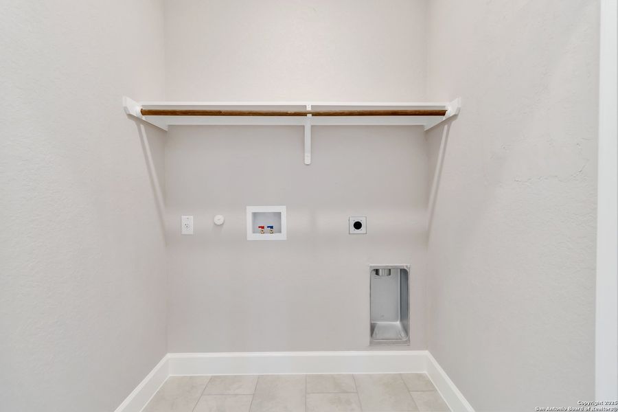 Image 29 of a home in .