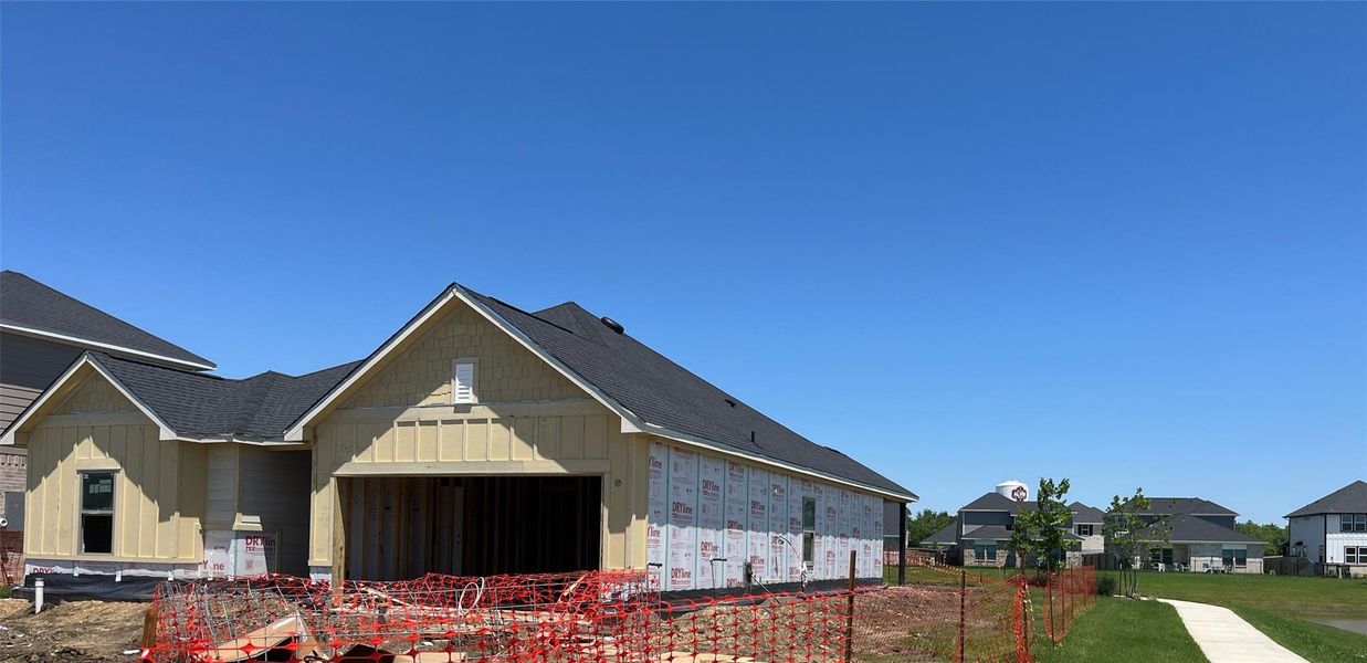 In-progress construction of a new home in Laurel Landing, Alvin, TX (Image 8). In-progress construction of a new home in Laurel Landing, Alvin, TX (Image 8).
