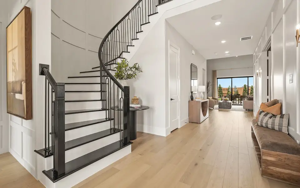 Representative furnished interior of a home built from the Hayden by Brookfield Residential in Midline, Webster (Image 9).