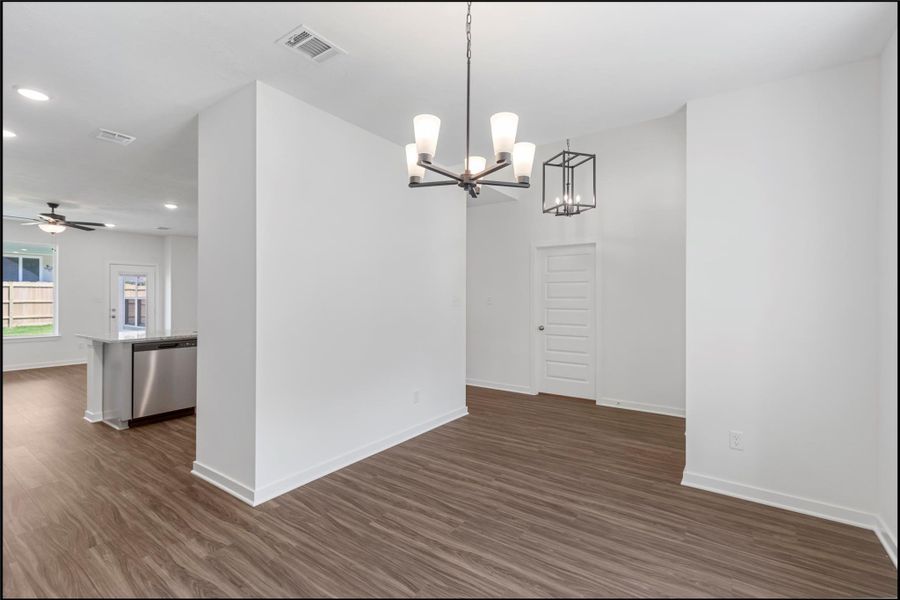Spacious, unfurnished interior of a new home in Spring Lake, Huntsville (Image 32). Spacious, unfurnished interior of a new home in Spring Lake, Huntsville (Image 32).