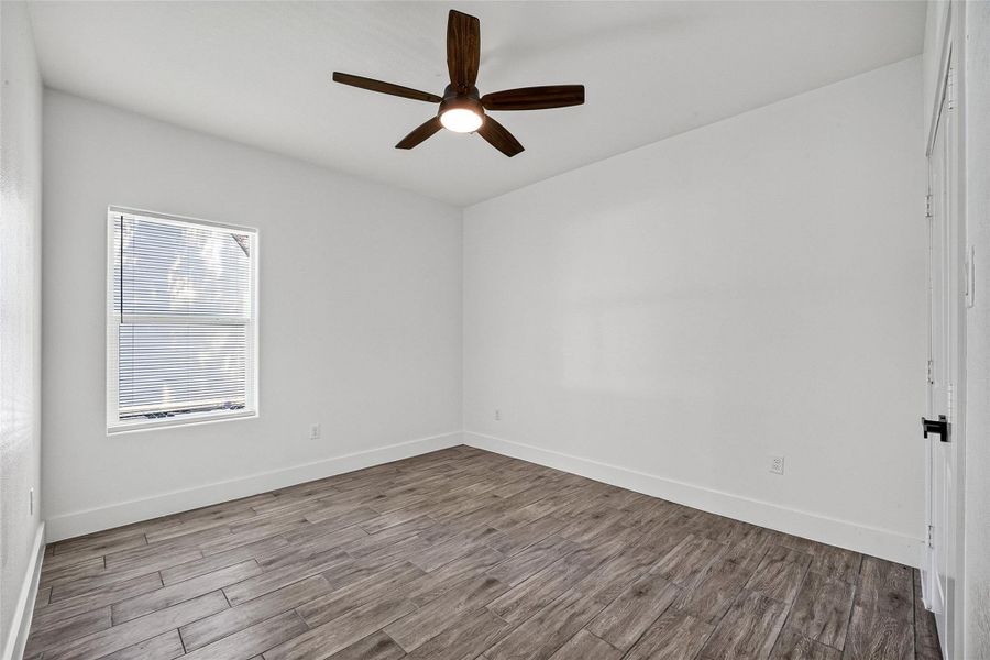 Spacious, unfurnished interior of a new home in , Crosby (Image 32).