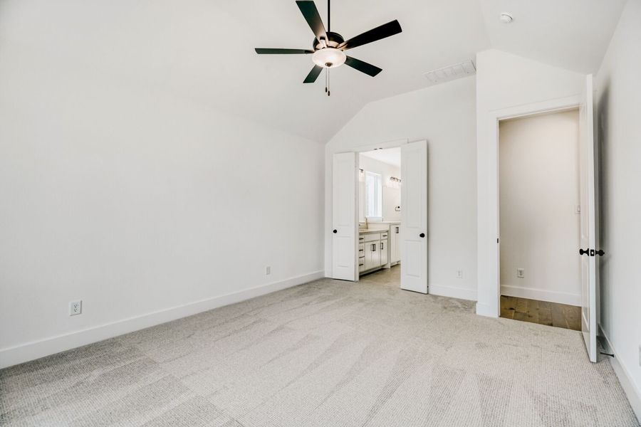 3121 Lacebark - Primary Bedroom