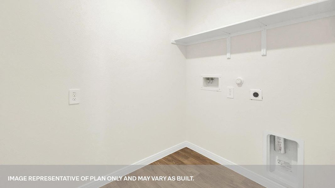 Spacious, unfurnished interior of a new home in Paramount, Kyle (Image 23).