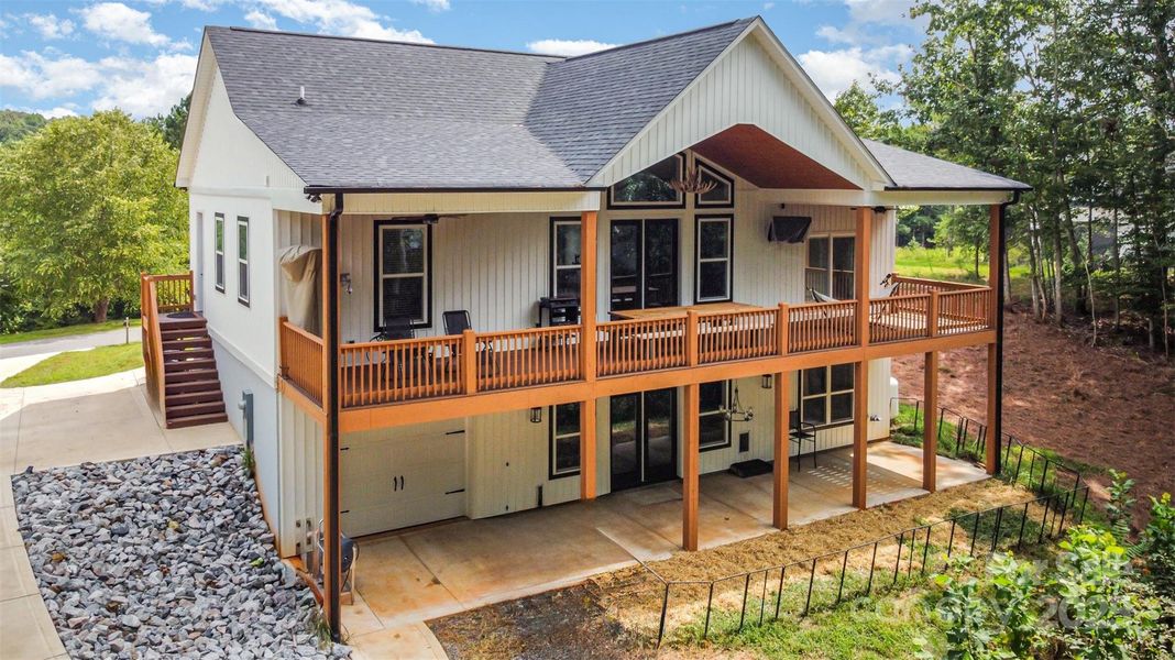 Front exterior of a new home in , Stony Point, NC, highlighting curb appeal (Image 1).