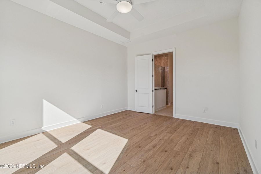 Spacious, unfurnished interior of a new home in Evergreen Island at Silverleaf - Executive, St. Augustine (Image 25).