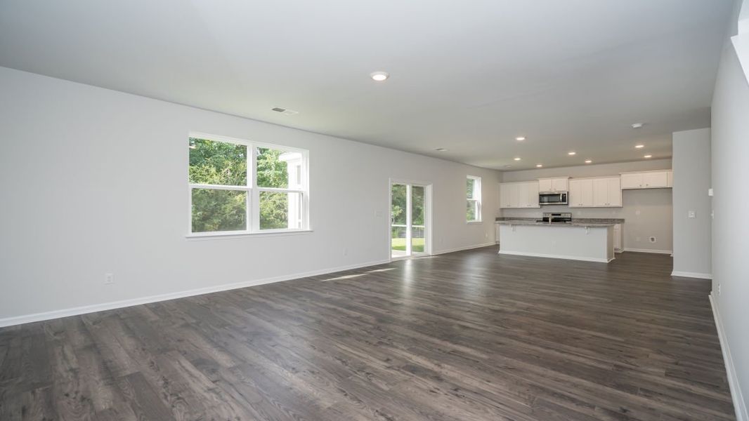 Representative unfurnished interior of a home built from the GALEN by D.R. Horton in Ridgefield, Conway (Image 16).