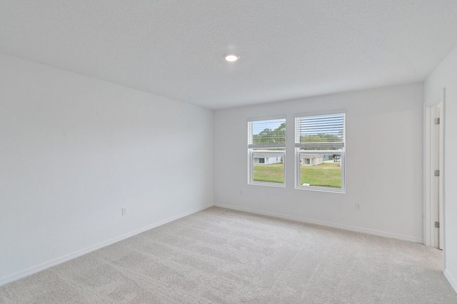 Spacious, unfurnished interior of a new home in Waterstone Townhomes, Groveland (Image 12). Spacious, unfurnished interior of a new home in Waterstone Townhomes, Groveland (Image 12).