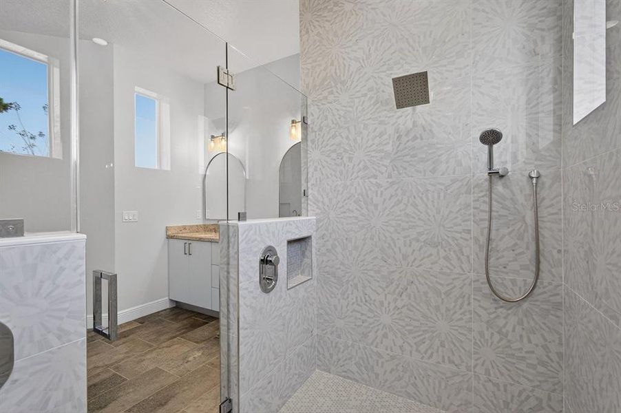 Furnished interior view inside a new home in , Palm Coast (Image 9).