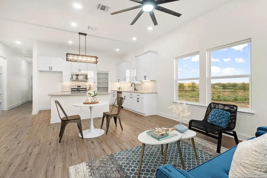 Furnished interior view inside a new home in , La Vernia (Image 5).