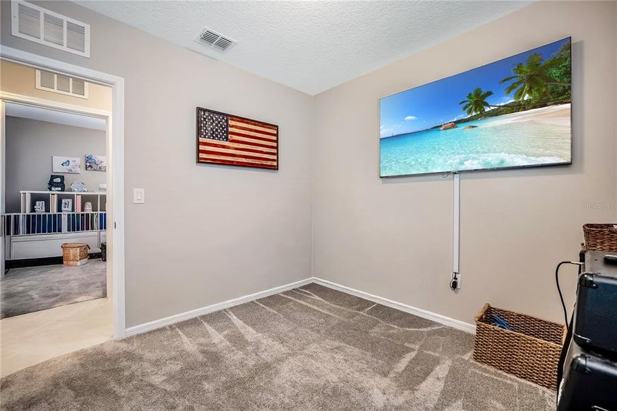 Spacious, unfurnished interior of a new home in , Ocala (Image 21).