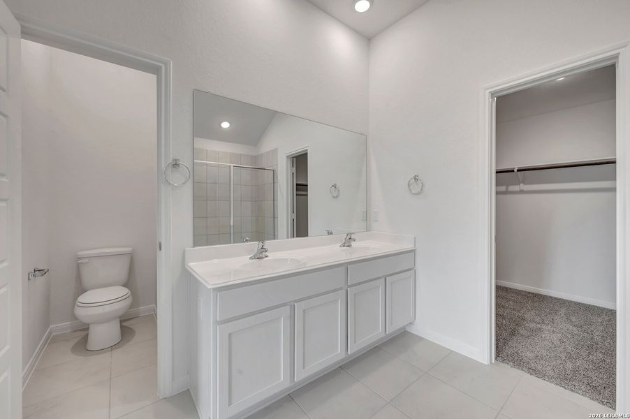 Furnished interior view inside a new home in Agave, San Antonio (Image 10). Furnished interior view inside a new home in Agave, San Antonio (Image 10).