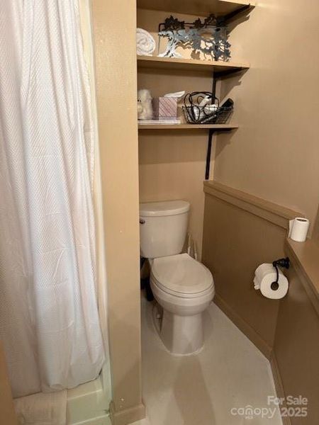 Downstairs full bath