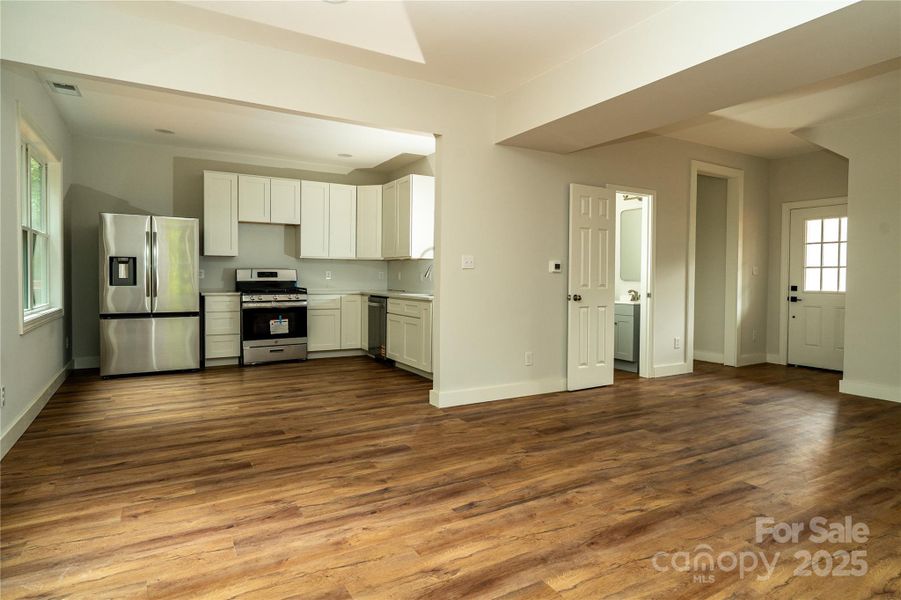 Image 35 of a home in .