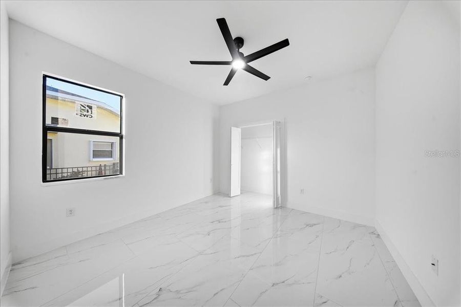 Spacious, unfurnished interior of a new home in , Punta Gorda (Image 28).