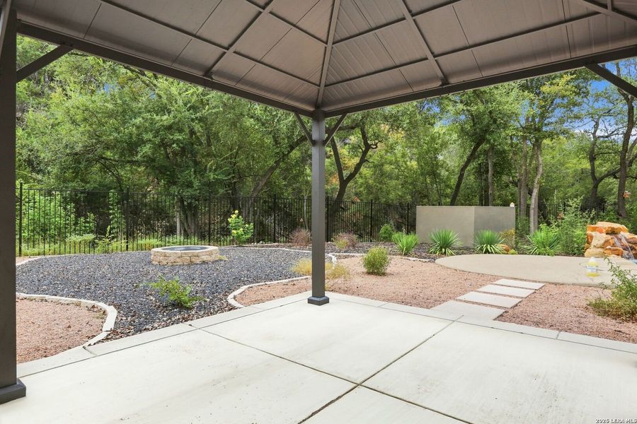 Community amenities in , San Antonio (Image 60).