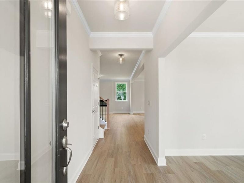 Spacious, unfurnished interior of a new home in Wehunt Meadows, Hoschton (Image 15).