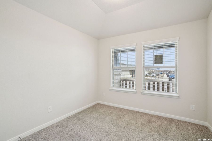 Spacious, unfurnished interior of a new home in Catalina, Converse (Image 16).
