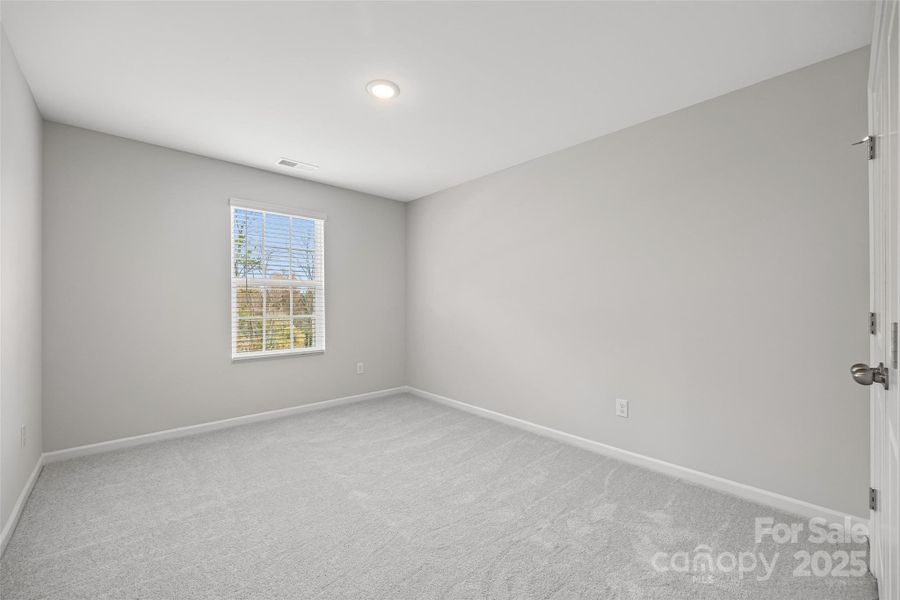 Spacious, unfurnished interior of a new home in Creekside Cottages, Bessemer City (Image 20).