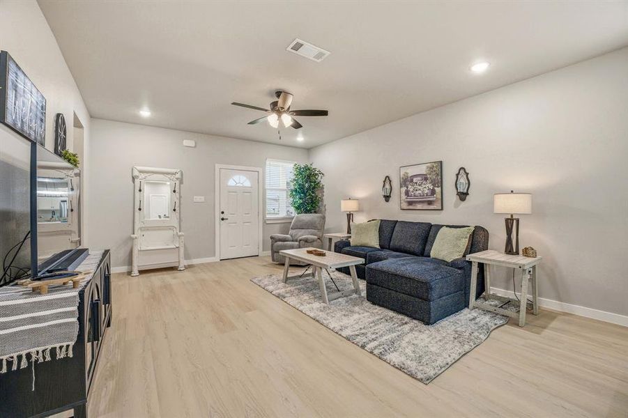 Furnished interior view inside a new home in , Granbury (Image 20).