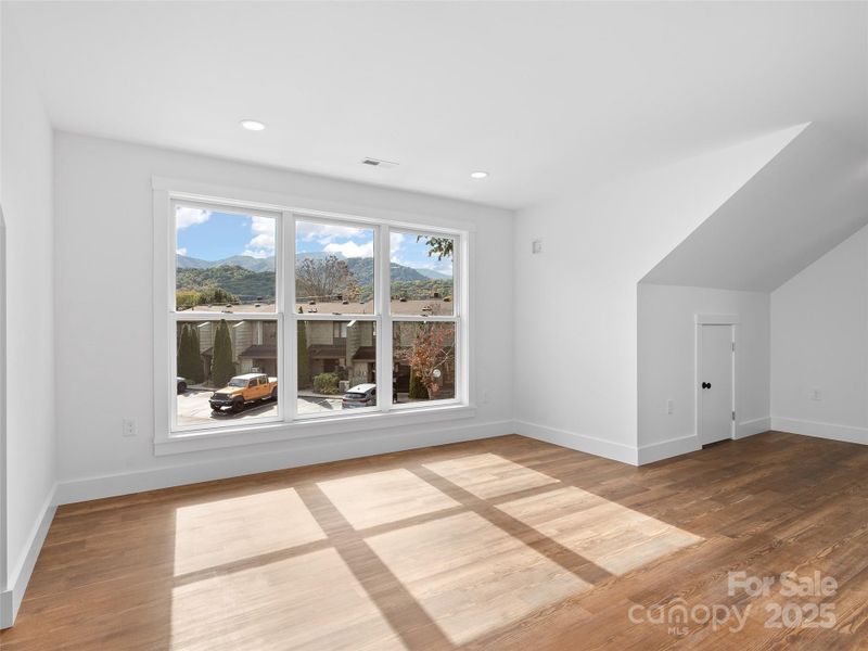 Spacious, unfurnished interior of a new home in , Waynesville (Image 14).