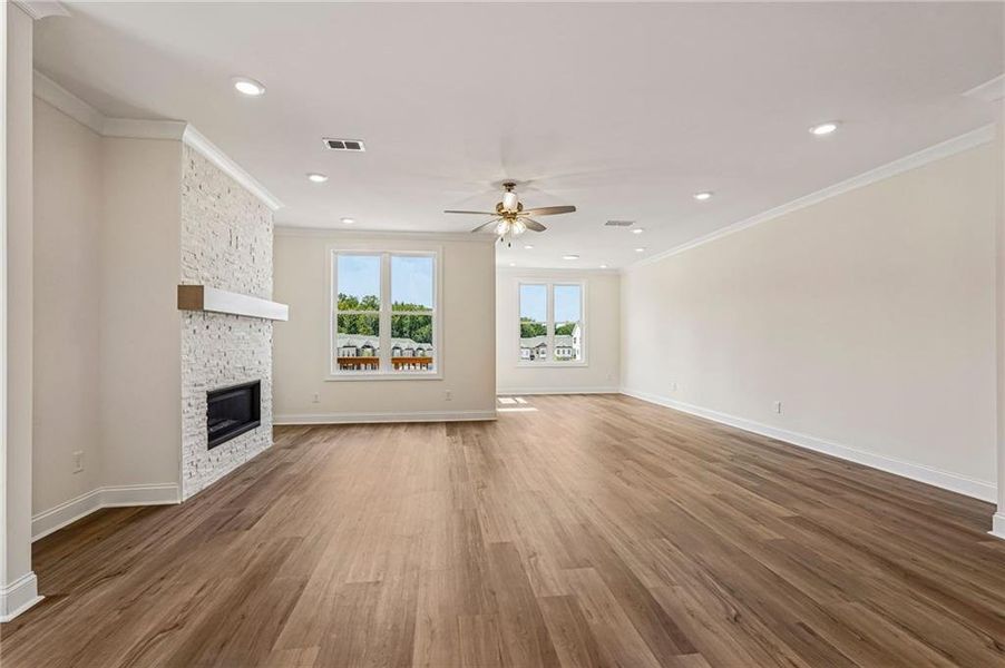 Spacious, unfurnished interior of a new home in Waterside Townhomes, Peachtree Corners (Image 23).